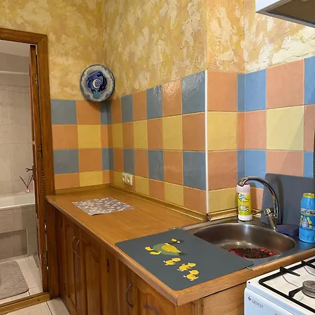 Flat Apartment *